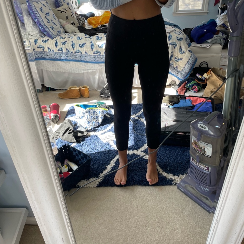 Lululemon cropped leggings